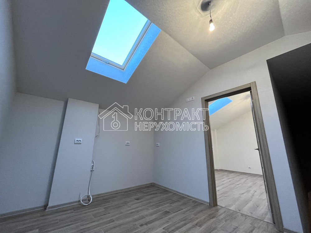 Продаж Квартира 2-кімнатна, 6/6 поверх на вул. Дерев'янка Харків - фото 1