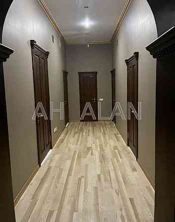 Оренда Будинок 5-кімнатний на Руставелі Шота вул., 23 Kiev