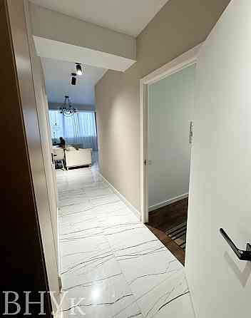 Продаж Квартира 2-кімнатна, 2/10 поверх на вул. Миру Ternopil'