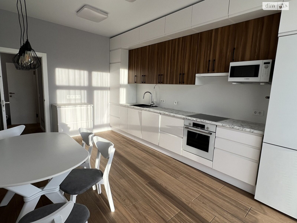 Продаж Квартира 2-кімнатна, 2/4 поверх на Університетська вул., д. 17А Киев - изображение 2