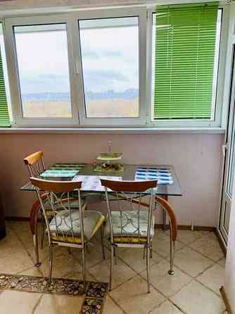 Оренда Квартира 2-кімнатна, 10/16 поверх на ул. Русановская Набережная, 18 Kiev