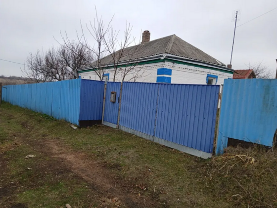 Продаю будинок в хорошому стані.. Кропивницький