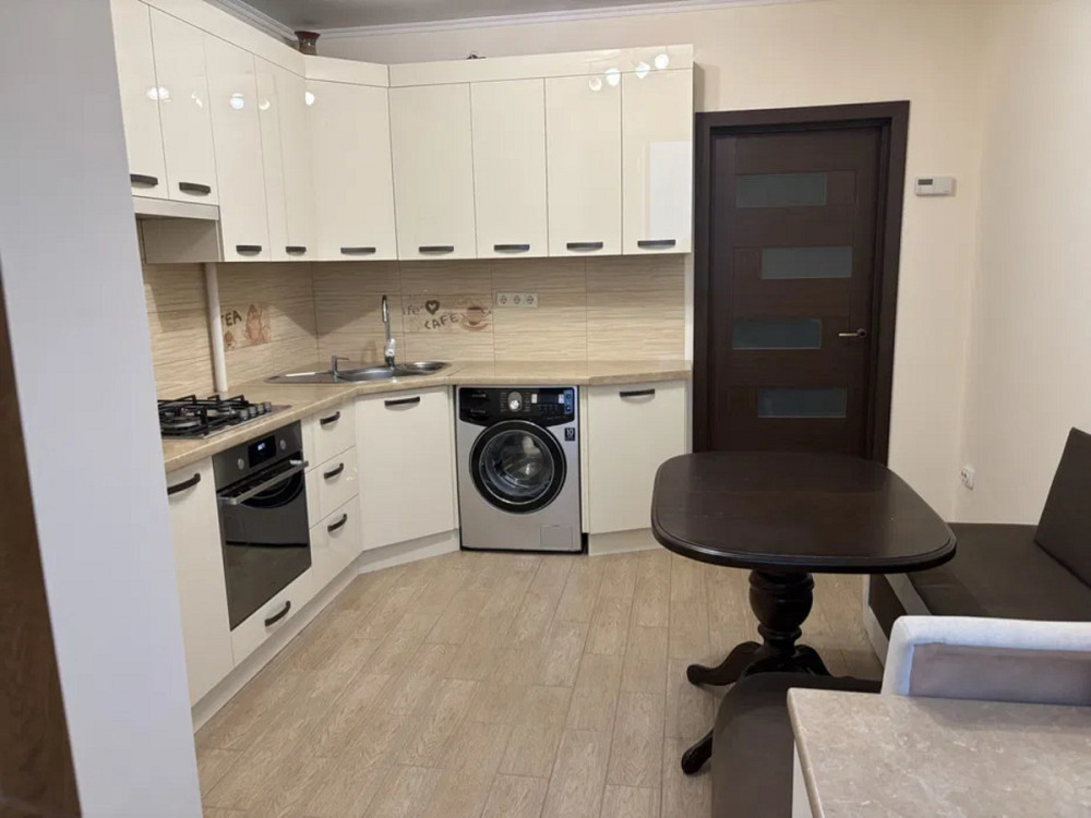 Продаж Квартира 1-кімнатна, 4/9 поверх на вул. Вовчинці / Потічна Івано-Франківськ - фото 1