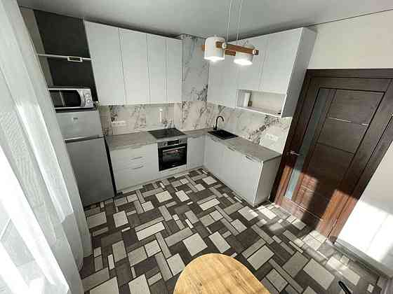 Оренда Квартира 1-кімнатна, 10/25 поверх на ул. Урловская, 38 Kiev