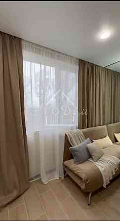 Оренда Квартира 1-кімнатна, 4/4 поверх на Практична вул., 2 Киев