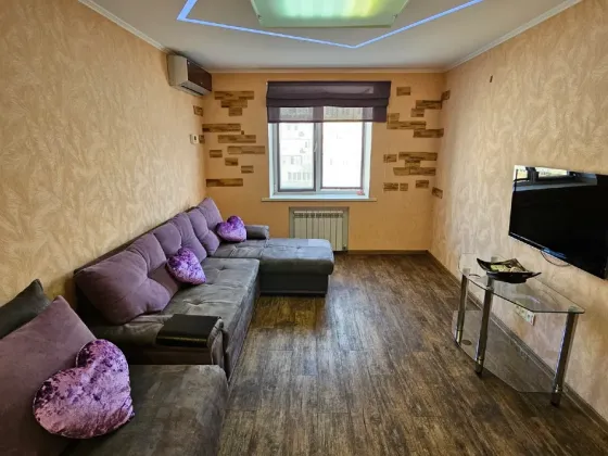 Продаж 3к Квартира 72 кв.м Березинская 36 Дніпро