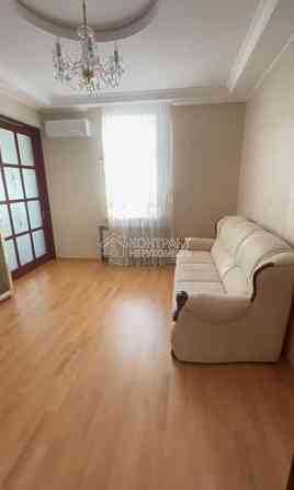 Продаж Квартира 2-кімнатна, 4/4 поверх на вул. Верхня Гиївська Kharkiv