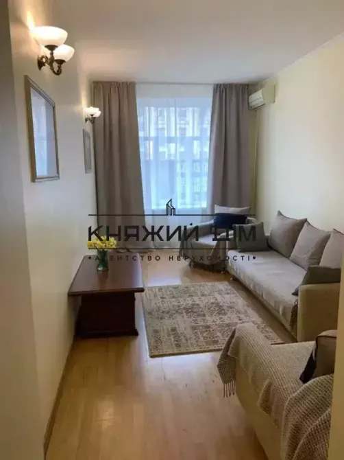 Оренда Квартира 2-кімнатна, 3/8 поверх на Хрешатик Київ - фото 1