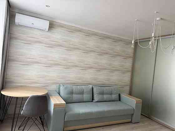 Оренда Квартира 1-кімнатна, 22/26 поверх на Драгоманова, 10 Київ