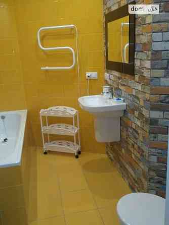 Оренда Квартира 1-кімнатна, 23/25 поверх на ул. Софии Русовой Київ