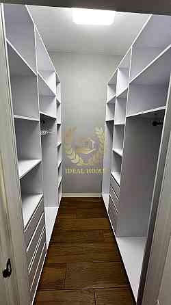 Продаж Квартира 2-кімнатна, 2/5 поверх на Университетская ул., 17А Kiev