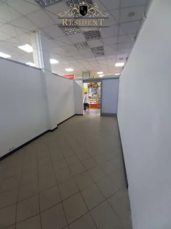 Rent Premises in the center. Cool traffic, neighbors with ATB and "Aurora" 12 kW of electricity. Dnipro