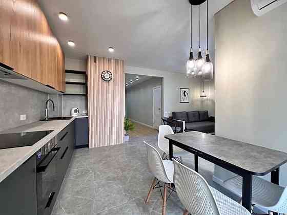 Продаж Квартира 1-кімнатна, 10/25 поверх на Драгоманова, 2А Київ