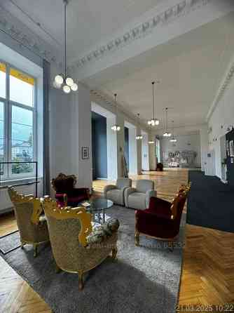 Продаж Квартира на площадь Галицька Львов