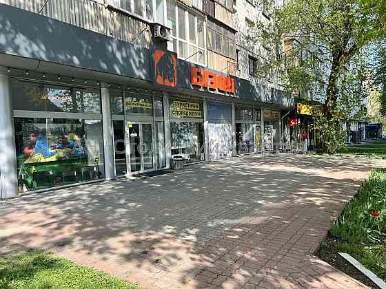 Оренда торгове приміщення на Берестейский пр-т, 18 поверх - 1/9 Київ