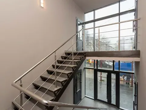 Здається    Чернівці Сергія Скальда (Комарова Володимира) вулиця Чернівці - фото 10