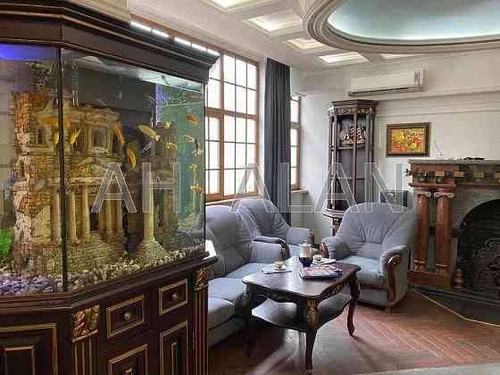 Оренда Будинок 3-кімнатний на Саксаганського вул., 121 Київ