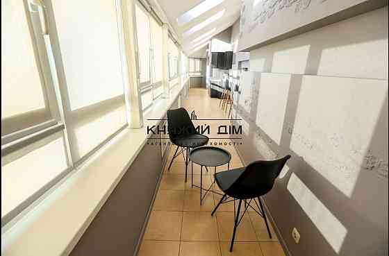 Оренда офісне приміщення на Клиническая ул. поверх - 12/24 Київ