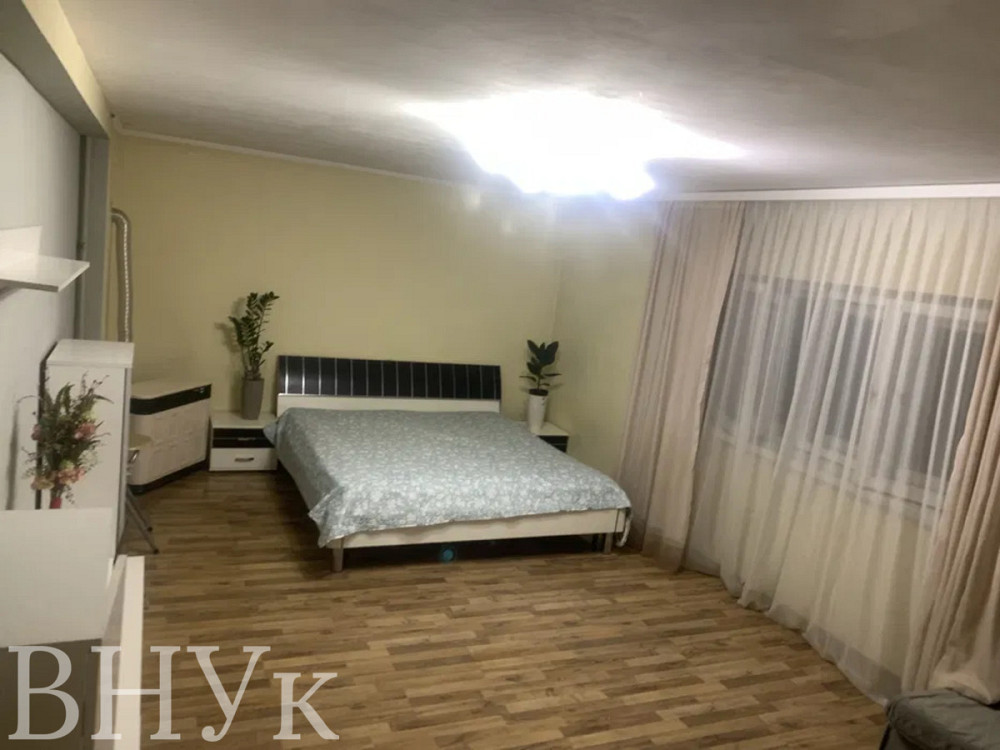 Продаж Квартира 1-кімнатна, 5/5 поверх на вул. Клепарівська Львів - фото 1