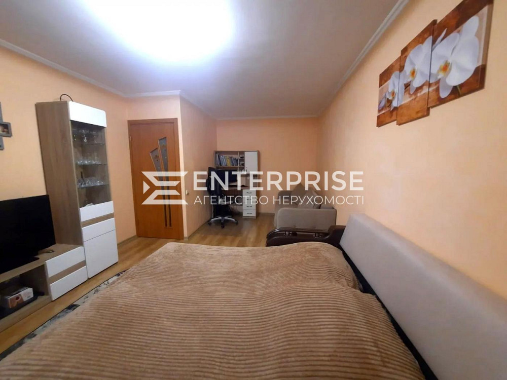 Продаж Квартира 1-кімнатна, 5/9 поверх на вул. Наумова Генерала Киев - изображение 4