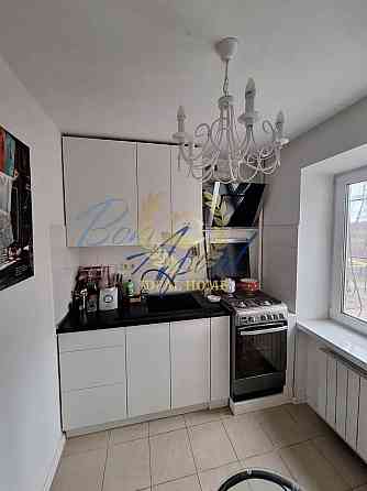 Продаж Квартира 2-кімнатна, 2/5 поверх на Алматинская ул., 56 Киев