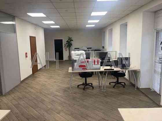Оренда офісне приміщення на Боричів Тік вул., 30А приміщень - 8, поверх - 1/6 Киев