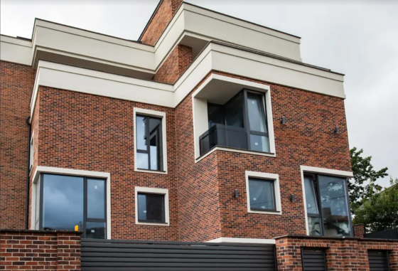Продаж 2 поверхового будинку з терасою 225 кв. м, район Дружба Ternopil'