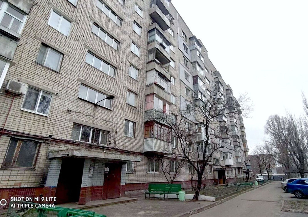 Продаж Квартира 3-кімнатна, 7/9 поверх на Каруны ул., 49 Дніпро - фото 1