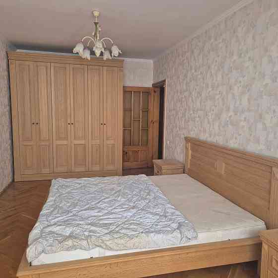 Продаж Квартира 3-кімнатна, 9/12 поверх на Мирного Панаса вул., д. 11 Киев