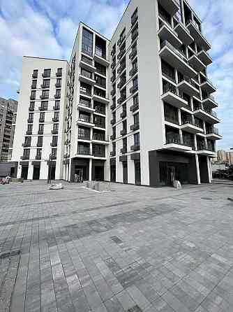 Продаж Квартира 1-кімнатна, 4/9 поверх на Драгоманова вул., д. 31А Kiev