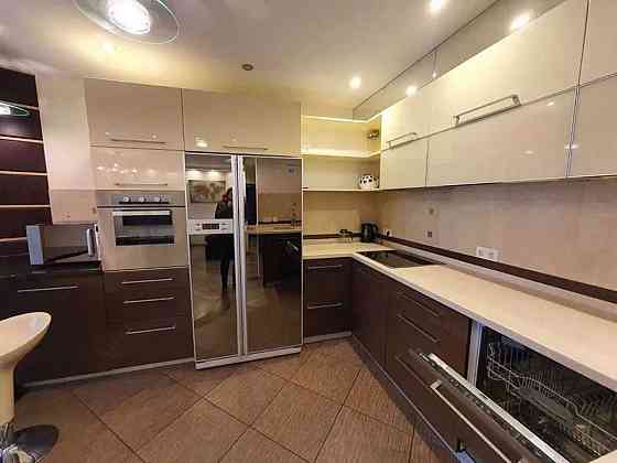 Оренда Квартира 2-кімнатна, 4/23 поверх на пр. Николая Бажана Kiev