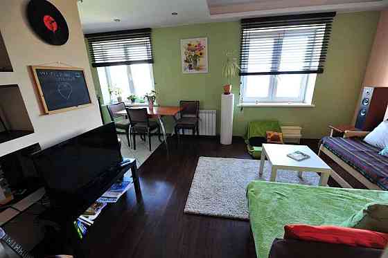 Оренда Квартира 2-кімнатна, 9/9 поверх Kiev