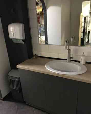 Оренда торгове приміщення на Ольгиевская ул. поверх - 1/3 Одеса