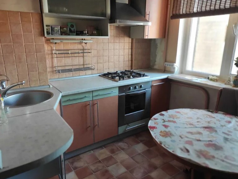 Продаж Квартира 3-кімнатна на ул. Генерала Бочарова, 32 Одеса - фото 1