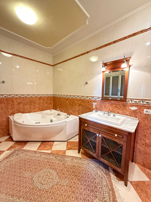 Продаж Квартира 4-кімнатна, 12/15 поверх на Володимира Івасюка вул., д. 4 Kiev - photo 17