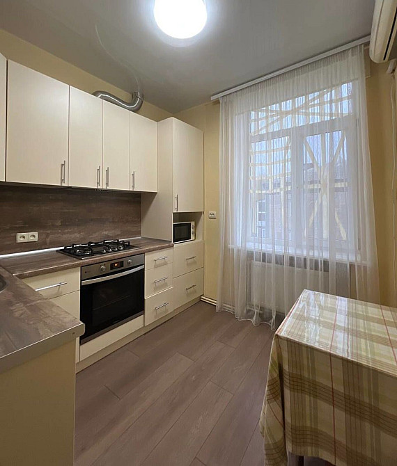 Продаж Квартира 3-кімнатна, 4/5 поверх на Курчатова ул., 4 Dnipro - photo 1