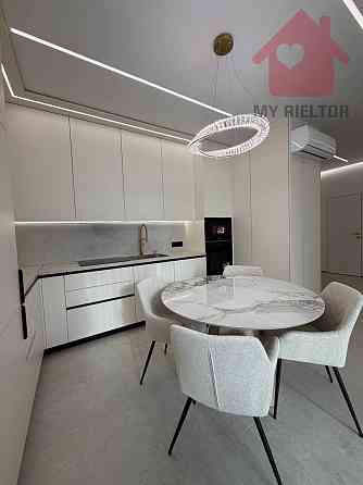 Продаж Квартира 2-кімнатна, 9/9 поверх на Легоцького Ужгород