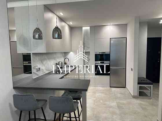 Оренда Квартира 1-кімнатна, 13/36 поверх на вул. Берестейський Kiev