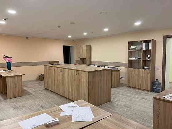 Продаж Квартира 5-кімнатна, 1/9 поверх на Генерала Петрова, 48а Одеса