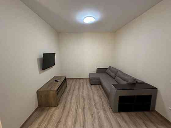 Оренда Квартира 2-кімнатна, 4/12 поверх на Заречная ул., 2 к 3 Kiev