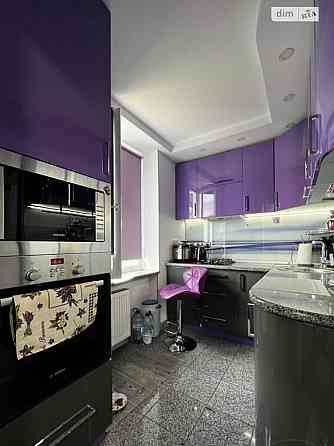 Оренда Квартира 2-кімнатна, 5/5 поверх на бул. Марії Примаченко, 8 Київ