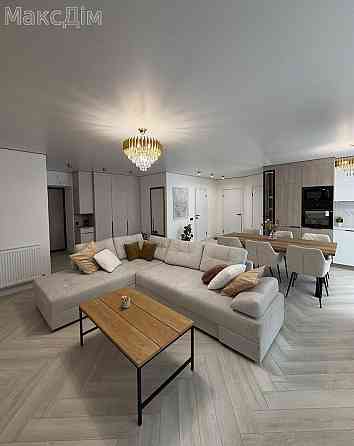 Продаж Квартира 3-кімнатна, 2/9 поверх на вул. Пирогова Тернополь