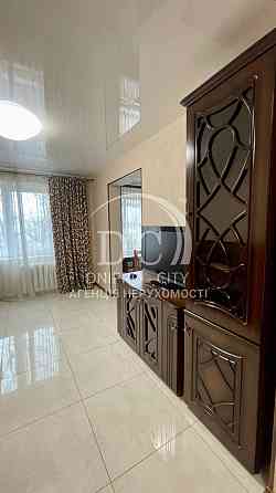 Оренда Квартира 3-кімнатна, 5/9 поверх на вул. Князя Ярослава Мудрого Днепр