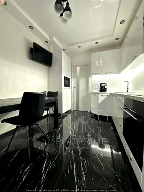 Продаж Квартира 2-кімнатна, 3/24 поверх на Глушкова Академіка вул., д. 9-В Київ - фото 2