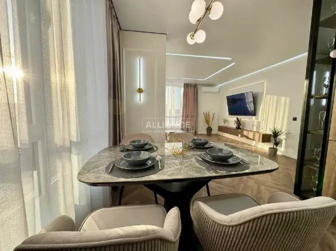 For sale 3-room Apartment 90 sq.m Family Plaza Ivano-Frankivs'k - photo 2
