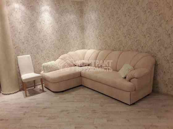 Оренда Квартира 3-кімнатна, 8/10 поверх на вул. Сухумська Харків