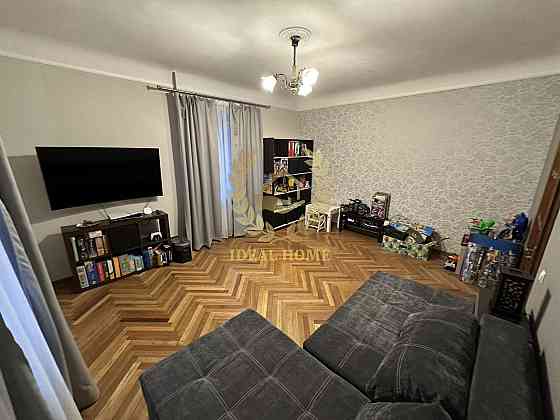 Продаж Квартира 2-кімнатна на Донецкая ул., 18 Київ