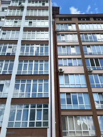 For sale 2-room Apartment 64.8 sq.m Вовчинецька Ivano-Frankivs'k