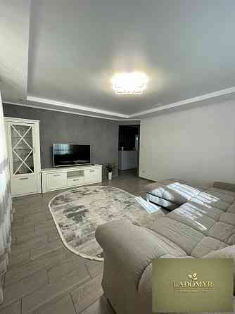 Продаж Будинок 4-кімнатний на вул. Київська Рівне