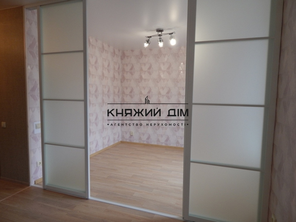 Продажа 1-комн.-студио с ремонтом ЖК Славутич 2, ул. Заречная. Код: 21138921 Київ - фото 12